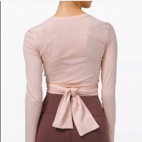 Lululemon Gather and Grow Top Size 8 - Picture 2 of 13